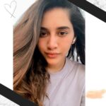Nabha Natesh Instagram - It’s important to show love to one selves and to the ppl u care in these unprecedented times . We have been encountering distressing news all over . Just pick up ur phone n call ur friends and family and let them know u are there . On that note Sending u all a lot of virtual hugs and ❤️ #stayhomestaysafe❤️