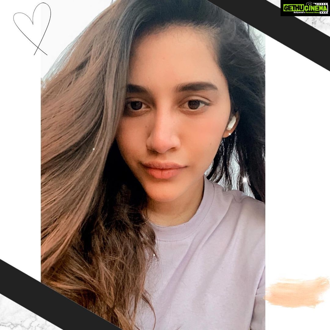 Nabha Natesh Instagram - It’s important to show love to one selves and to the ppl u care in these unprecedented times . We have been encountering distressing news all over . Just pick up ur phone n call ur friends and family and let them know u are there . On that note Sending u all a lot of virtual hugs and ❤️ #stayhomestaysafe❤️