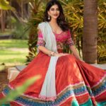 Nabha Natesh Instagram - This custom made lehenga was inspired by the patterns and colours of ‘the Palace of Mysuru ‘ . Always been in awe with the magnificence of the palace and festivities of Dasara ever since I was a kid . Thankyou @mahitha_prasad for this beautiful creation ❤️❤️❤️ : ; : : : : : : PC: @bangalore.photographer MUA: @abhilasha_kulkarni Hair styling : @subu_rao_t