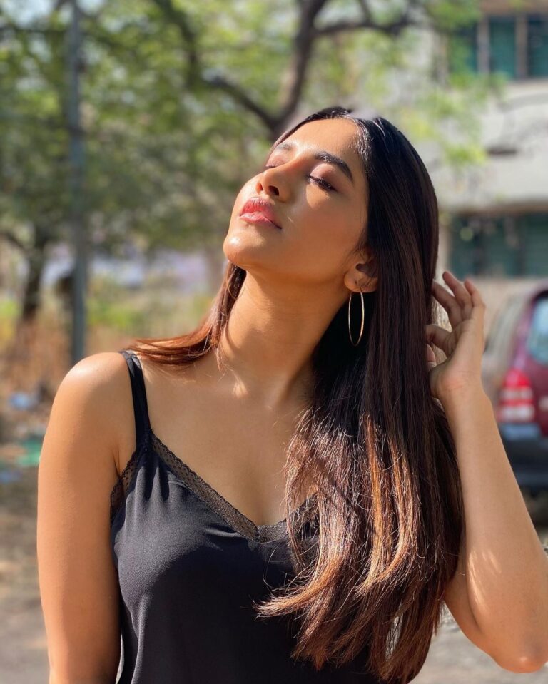 Nabha Natesh Instagram - Never say no to sunshine ☀️ !!