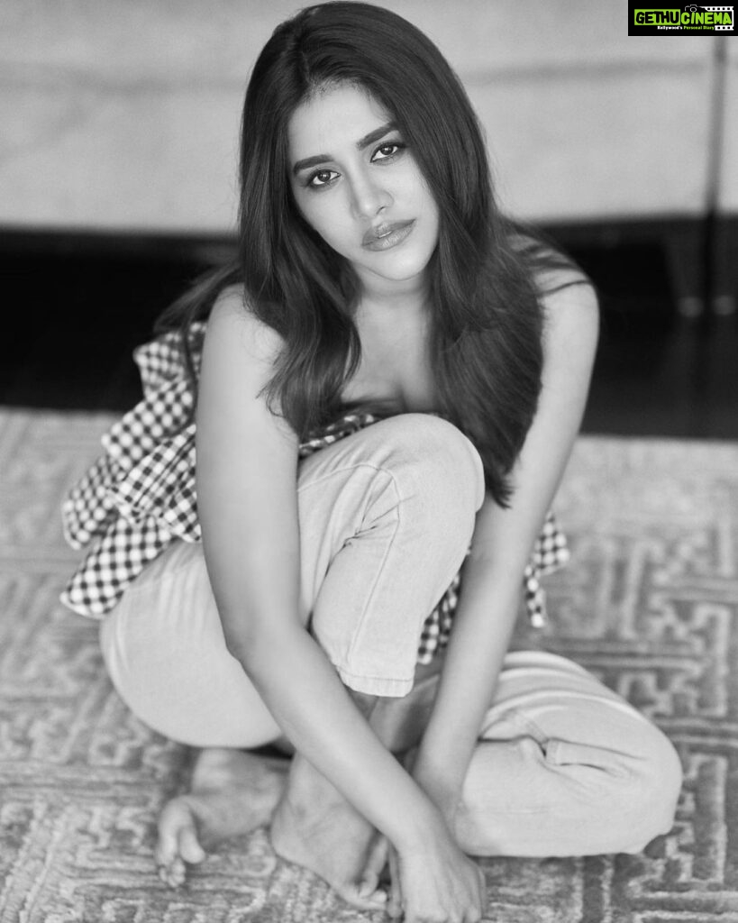 Natesh Actress Nabha Natesh HD Photos and Wallpapers February 2021 | Gethu Cinema