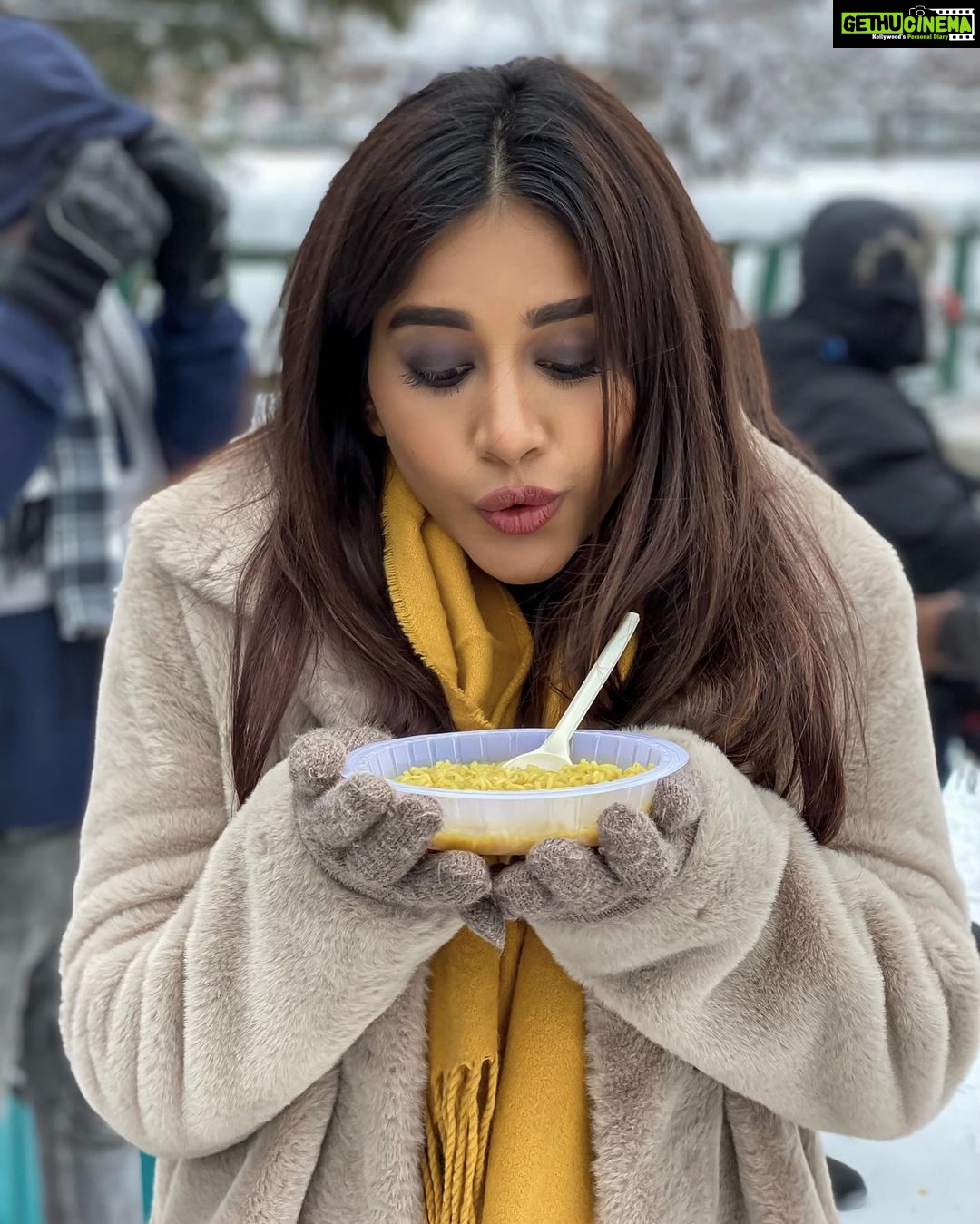 Nabha Natesh Instagram - -6 degrees + Maggi !! Need I say more !! ♥️ Pahalgam