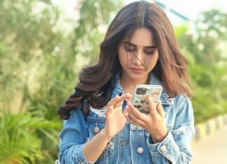 Nabha Natesh Instagram - Hmmm this text msg is a little too harsh , I’ll add a LOL at the end