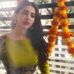 Nabha Natesh Instagram - Wishing everyone a happy Makara Sankranthi . Celebrate this festival with a heart filled with happiness and gratitude🍀 : : : : 👗- @mahitha_prasad 💅- @abhilasha_kulkarni