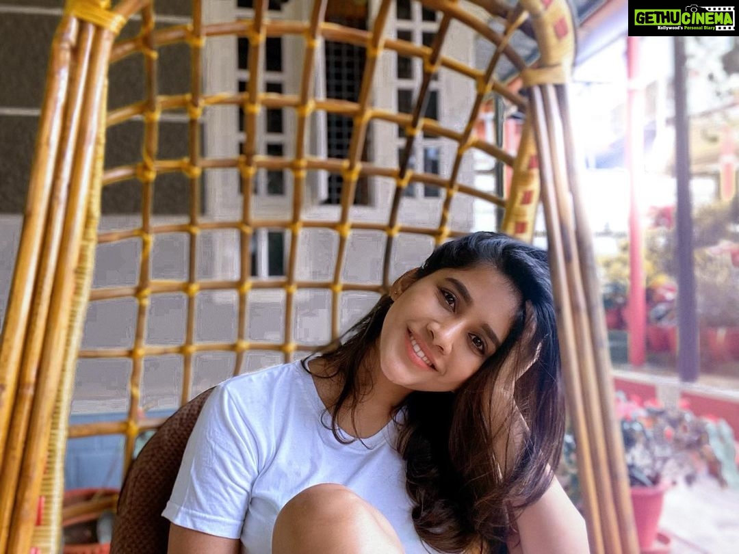 Nabha Natesh Instagram - Being my own rainbow🌈