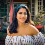 Nabha Natesh Instagram - buenos días 🌹🌹🌹🌹