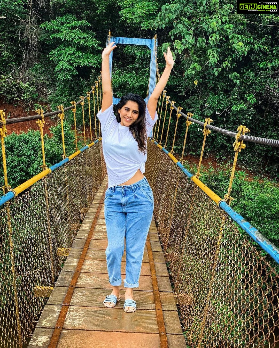 Nabha Natesh Instagram - Happiness is seeing green just everywhere 🥰