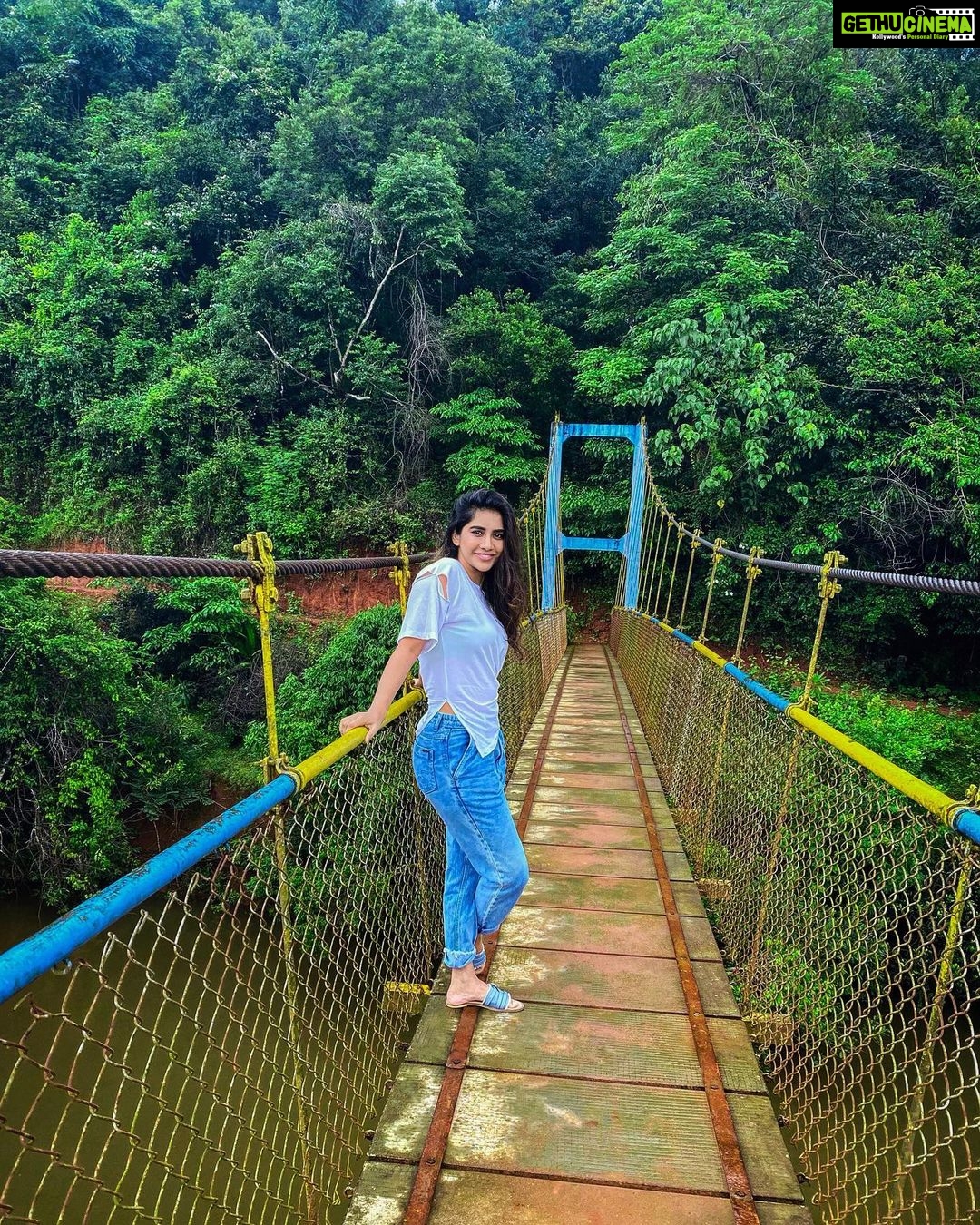 Nabha Natesh Instagram - Happiness is seeing green just everywhere 🥰