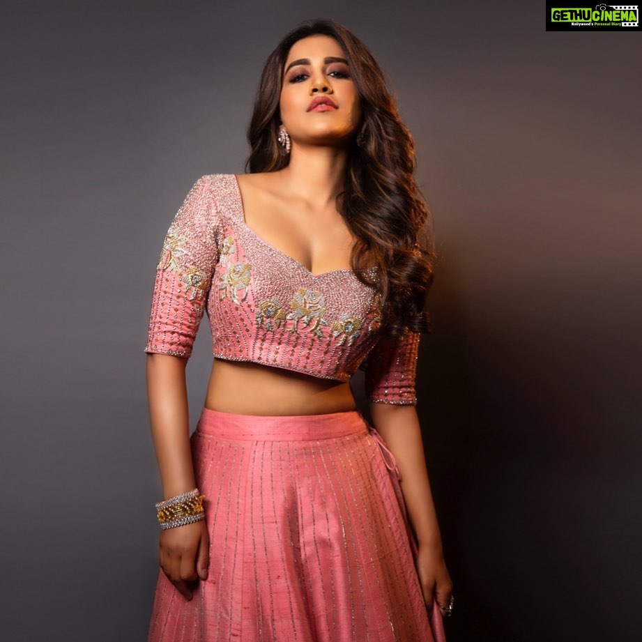 Nabha Natesh Instagram - Pink rose : one with thorns !! : : : : : : : : Styled by @impriyankasahajananda Outfit @@archithanarayanamofficial Accessories@bandhan_emporio Ring @jatinmorjewels Asst by @sravya_lp Photography @chinthuu_klicks