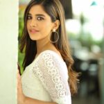 Nabha Natesh Instagram - 🤍🤍🤍🤍 : : : : #discorajaonjan24th Styled by @impriyankasahajananda Outfit @springdiariesstore Accessories @vibha_creations_collections Asst by @sravya_lp