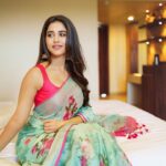 Nabha Natesh Instagram - Wishing u all a happy Sankranthi 🌿🌿🌿🌿🌿