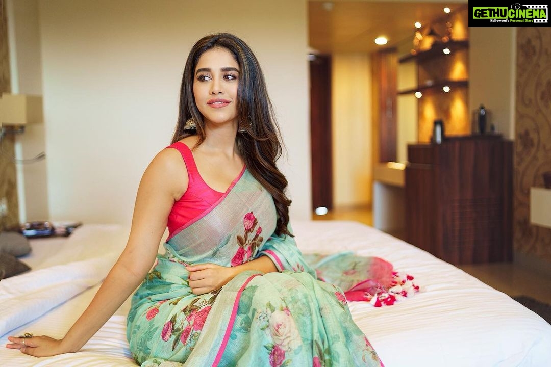 Nabha Natesh Instagram - Wishing u all a happy Sankranthi 🌿🌿🌿🌿🌿