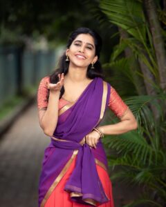 Nabha Natesh Instagram - ಎಲ್ಲರಿಗೂ ಕನ್ನಡ ರಾಜ್ಯೋತ್ಸವದ ಶುಭಾಶಯಗಳು 💛❤️ : : : : : : PC: @bangalore.photographer