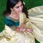 Nabha Natesh Instagram - For beautiful eyes, look for the good in others ;for beautiful lips , speak only words of kindness; and for poise , walk the knowledge that you are never alone - Audrey Hepburn : : : : Styled by @impriyankasahajananda Asst by @sravya_lp Saree & Blouse @kadhambari_studio Jewelry @bandhanemporio Photography @rajiv.krishna.14 Enchanté Café & Confectionery