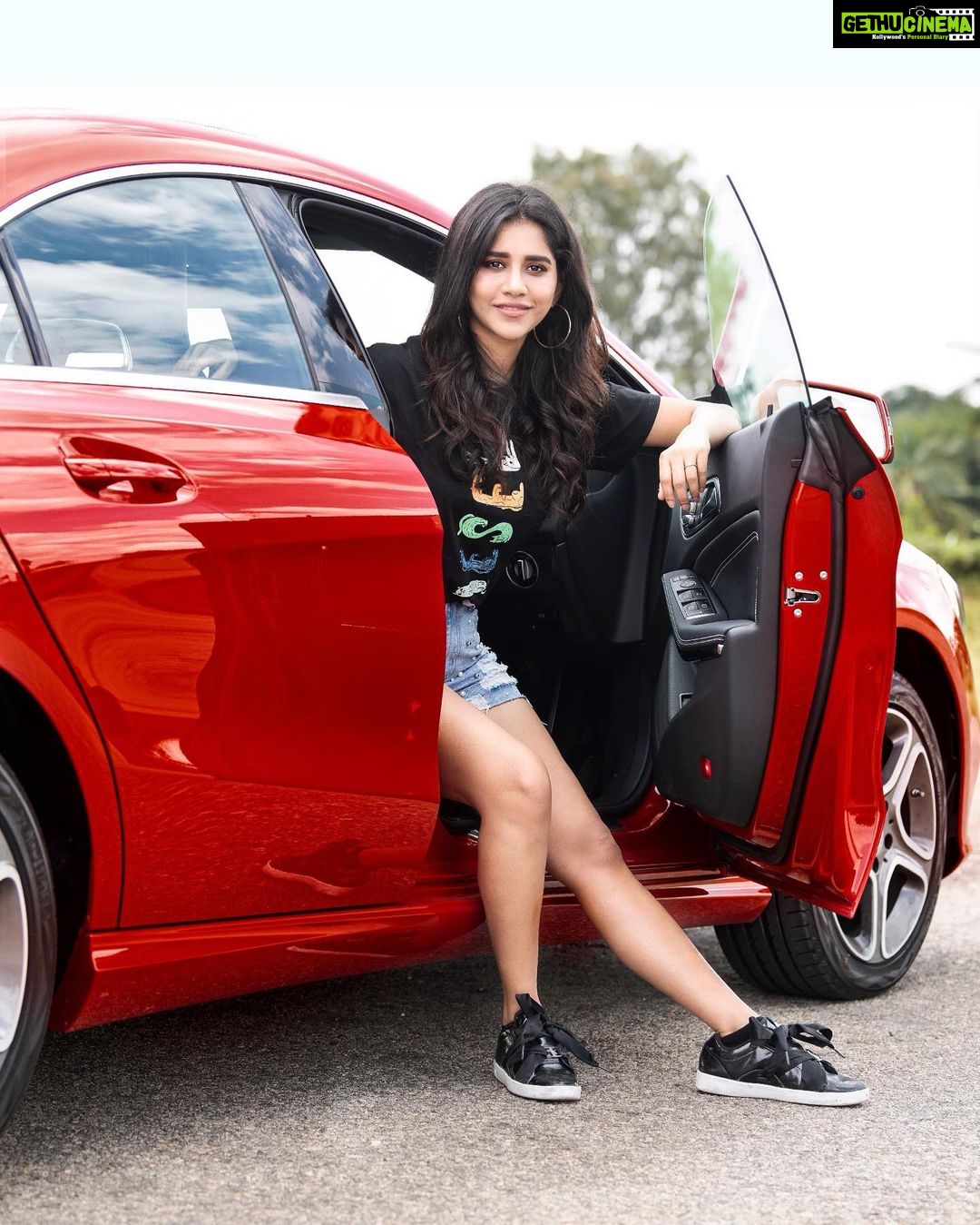 Nabha Natesh Instagram - Coz I like the picture ☺️ : : : PC: @bangalore.photographer