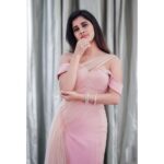 Nabha Natesh Instagram - Hello peach 🍑