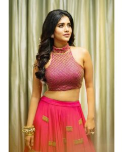 Nabha Natesh Instagram - Heyyyyy!!!! . . . . . For cinemahotsavam Lehenga: @vaishaliagarwal_ Earrings: @amrapalijewels Rings: @izaarajewellery Pic: @abhilash_elaprolu Styled by @officialanahita