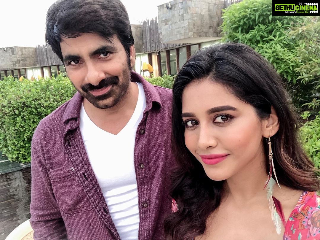 Nabha Natesh Instagram - And with Discoraja himself ,@raviteja_2628 sir ☺️. It’s such a pleasure working with him 🙏🏻☺️ #discoraja Delhi, India