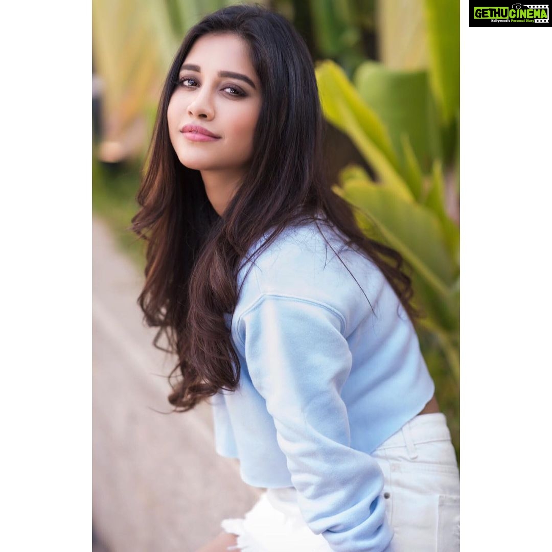 Nabha Natesh Instagram - Thank you guys for loving #ismartshankar !! Which is ur fav scene in the film ? : : : : : : : PC: @kalyanyasaswi