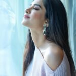 Nabha Natesh Instagram - 👛 : : : : Styled by @impriyankasahajananda Outfit @non.con.form Accessories @bellofox Pic : @rajiv.krishna.14 #ismartshankaronjuly18th #styledbypriyankasahajananda