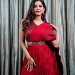 Nabha Natesh Instagram - Which is ur fav dialog from #ismartshankar !! : : : : : : : : : : : : : Styled by @impriyankasahajananda Outfit @madhulikayayavaramlabel Accessories @bellofox Pic : @teamclickoholic #styledbypriyankasahajananda