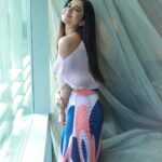Nabha Natesh Instagram - 👛 : : : : Styled by @impriyankasahajananda Outfit @non.con.form Accessories @bellofox Pic : @rajiv.krishna.14 #ismartshankaronjuly18th #styledbypriyankasahajananda