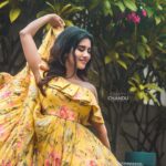 Nabha Natesh Instagram - Yellow being the season fav 🐥☀️⚠️📒🍋⭐️🌼🥴🌻🌽 : : : : #ismartshankaronjuly18th Outfit: @keyaradesignofficial Accessories: @accessoriesbyanandita Pic: @crafty_chandu Styled by @officialanahita Park Hyatt Hyderabad