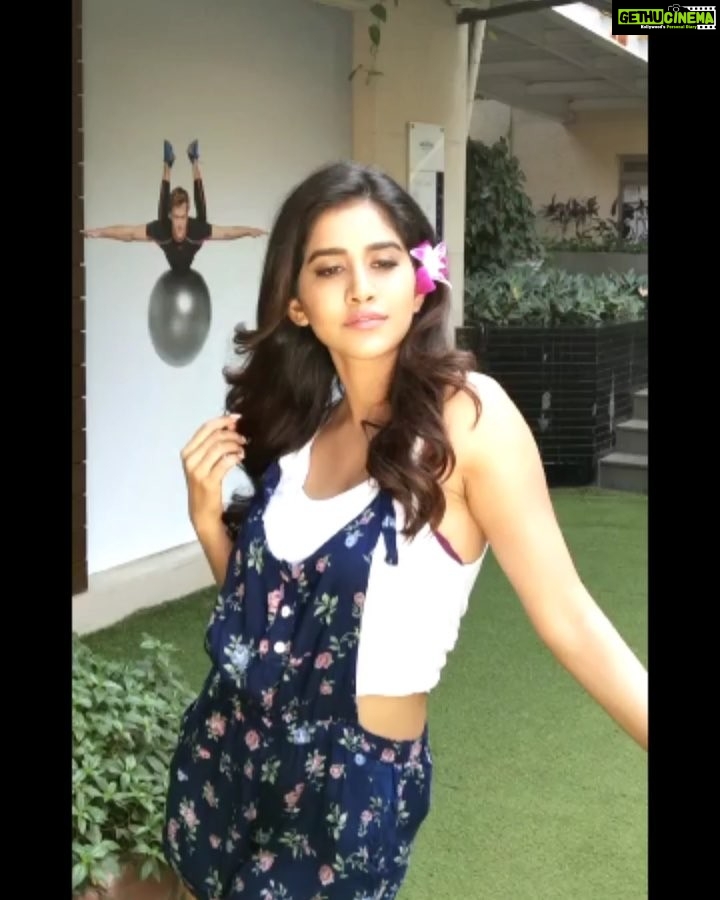 Nabha Natesh Instagram - Ignoring life issues be like 🥯
