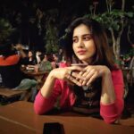 Nabha Natesh Instagram - before and after a coffee on a midnight getaway 👻 ☺️ . . any night-out plans for the weekend ? : : : #aboutlastweek#nightout #nabhanatesh #nabha#coffeelover