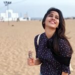 Nabha Natesh Instagram - I don’t know what made me so happy,if it was the beach or the @cornetto which btw I had after years😍 could be the combo 🥰 . . . .#nabhanatesh #nabha#beachvibes #cornetto#seaside Chennai, India