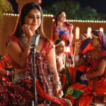 Nabha Natesh Instagram - aaannnnddddd here is the sneak peek from the sets of #DimaakKharab song from #iSmartShankar 🔥 @ram_pothineni @purijagannadh @charmmekaur @puriconnects #PCfilm
