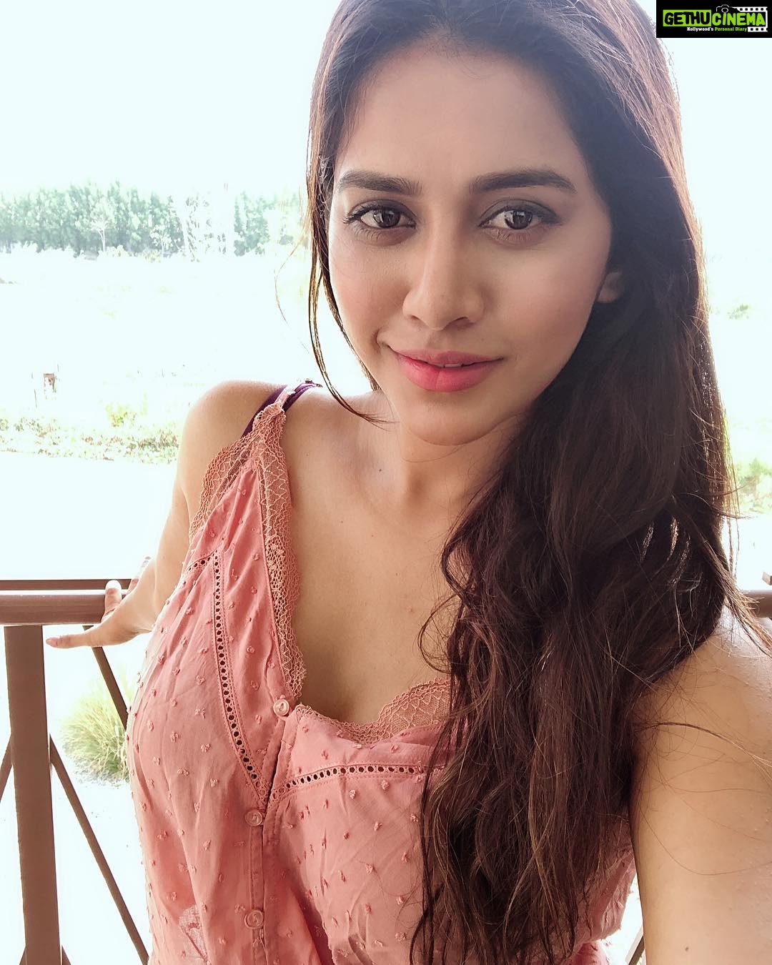Nabha Natesh Instagram - would u care for some selfieee !!??🥰 . . . . . . . . . . . . . . . . . #nabhanatesh #nabha#selfie #morningmood