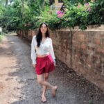 Nabha Natesh Instagram - Goaaaaaaaaaa!!! Why are u so goood😥I miss yaaa😔 : : : PC: @nahushachakravarthi (u are the worst ) #throwback #nabhanatesh #goa #summerfeels #nabha #holidays