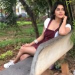 Nabha Natesh Instagram - I clearly haven’t gotten over summer yet😬🤪 . . . . #nabhanatesh #summerfeels #sandalwood#ootd#bangalore#tollywood #nabha#actor#okbye