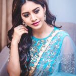 Nabha Natesh Instagram - Ooooookaaaaaayyyy soooooo it’s happening tmrw guys ☺️☺️☺️don’t forget to catch a show #nannudochukunduvateonsep21 In @ashwinireddyofficial Styled by @impriyankasahajananda Accessories @kushalsfashionjewellery Shot by @crafty_chandu For #nannudochukunduvate Pre release event☺️