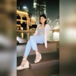 Naira Shah Instagram - Jee karda dilaadu tujhe Bhurj Khalifa! 😋😉💃 (my fav turkish kunafa had to feature in this😍) #dubai#2021#chilling Dubai UAE