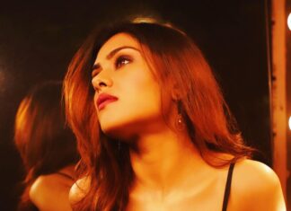Naira Shah Instagram - ♣️♣️♣️ #nairashah#2021#blackmode Shot by @skmstudios