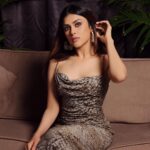 Naira Shah Instagram - Be the type of Person you want to Meet! 😌😌☘️☘️☘️ #nairashah#2021#pretty#vibes