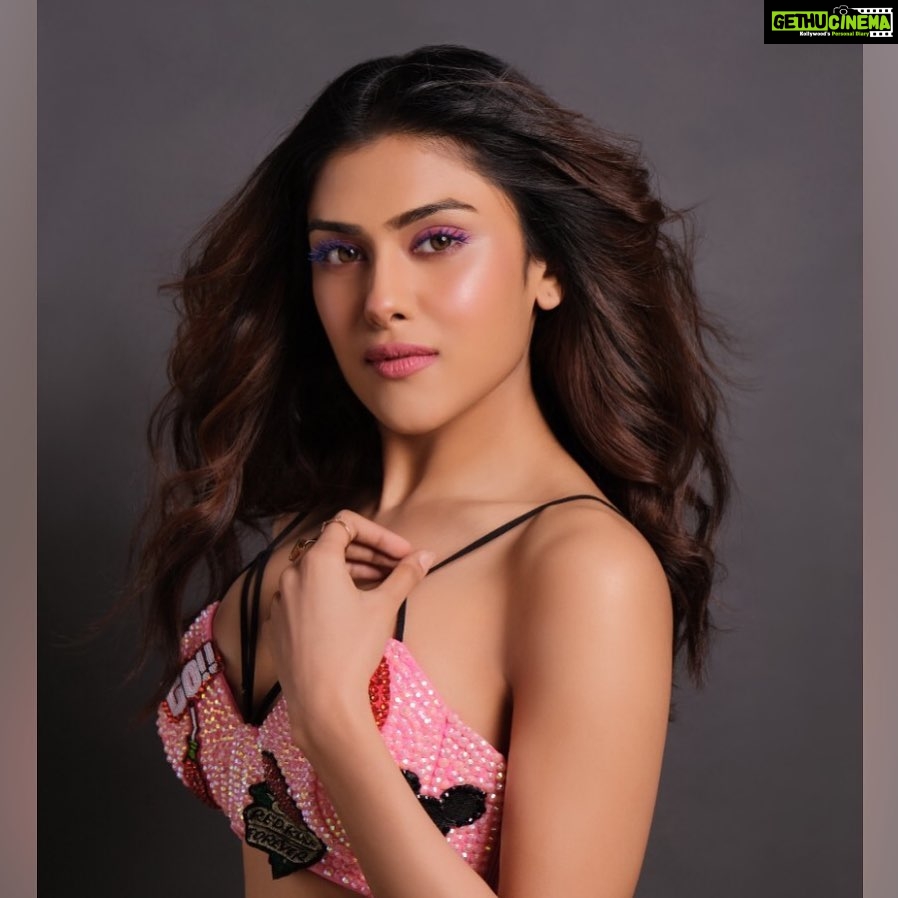 Naira Shah - 2.2K Likes - Most Liked Instagram Photos