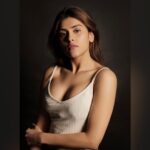 Naira Shah Instagram - She WAs Rare and Raw!! LoVE made Her Ripe and Rarer!🥰 #nairashah#2021#raw#moods#captured#intensity @toabhcreative @aashutosh_mishra28