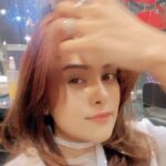Naira Shah Instagram - New hair!! 🌟#decemberfeels#nairashah#2020#lovebrowns#goldenbrunette😻 Thank you @salon_muah 😻