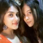 Naira Shah Instagram - Diwali 2020!! This year was more loud emotionally! And more intense! With family followed by worshiping goddess Laxmi! Reason there was no noise pollution! 😻! #nocrackers!.#peacefull#cutediwali! #2020#latepost Mumbai, Maharashtra