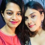 Naira Shah Instagram - Diwali 2020!! This year was more loud emotionally! And more intense! With family followed by worshiping goddess Laxmi! Reason there was no noise pollution! 😻! #nocrackers!.#peacefull#cutediwali! #2020#latepost Mumbai, Maharashtra