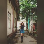 Naira Shah Instagram - The SOUL is Often In The Surface And the IMPORTANCE of DEPTH is Overestimated!!!!!!!! #moods#emotions #nairashah#rustic#depth#soulfull#moods#2020 Pic credits - @sagarkumarmunjwani 🌟😎 Bandra, Mumbai