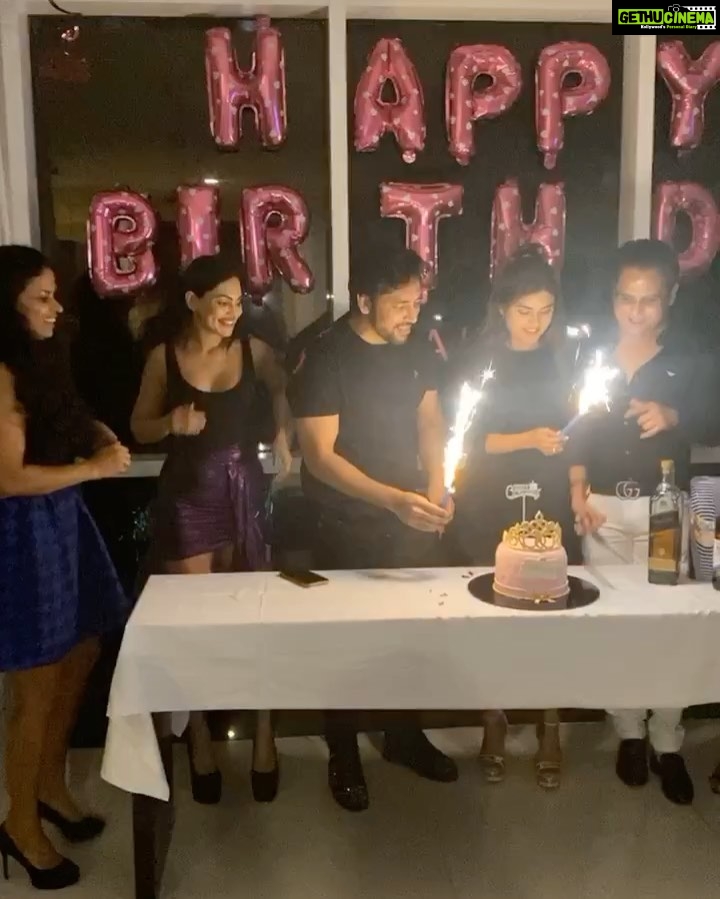 Naira Shah Instagram - Birthday 2020!πππPost lockdown !!cudnt be any better than this!. Blessed to be loved so much! Loved the Dessert Show done by chefs of @kaemasutra what lovely desserts!. Yummmm!! πππππ€©! #grateful #princess#blessed#happy#2020#nairashah Colombo, Sri Lanka