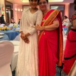Naira Shah Instagram – The Maasi and mommy love!. 💕
Ps- look at my happiness 😍! #mommlove#maasilove#loveunlimited
#happiness#memories#treasure
#methecutest 🥰😋