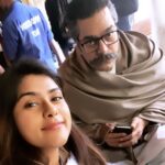Naira Shah Instagram - @hungama2film ! Throwback to fun and beautiful experience !. Miss these days #bonds #love the team ❤️ !. @ashutosh_ramnarayan @rajpalofficial @tikutalsania @pareshrawal1955 @ramantrikha @iam_johnylever #shootshenanigans#whatateam#vibe#2020#hungama2#nairashah#comingsoon2020 Ooty