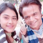Naira Shah Instagram - @hungama2film ! Throwback to fun and beautiful experience !. Miss these days #bonds #love the team ❤️ !. @ashutosh_ramnarayan @rajpalofficial @tikutalsania @pareshrawal1955 @ramantrikha @iam_johnylever #shootshenanigans#whatateam#vibe#2020#hungama2#nairashah#comingsoon2020 Ooty
