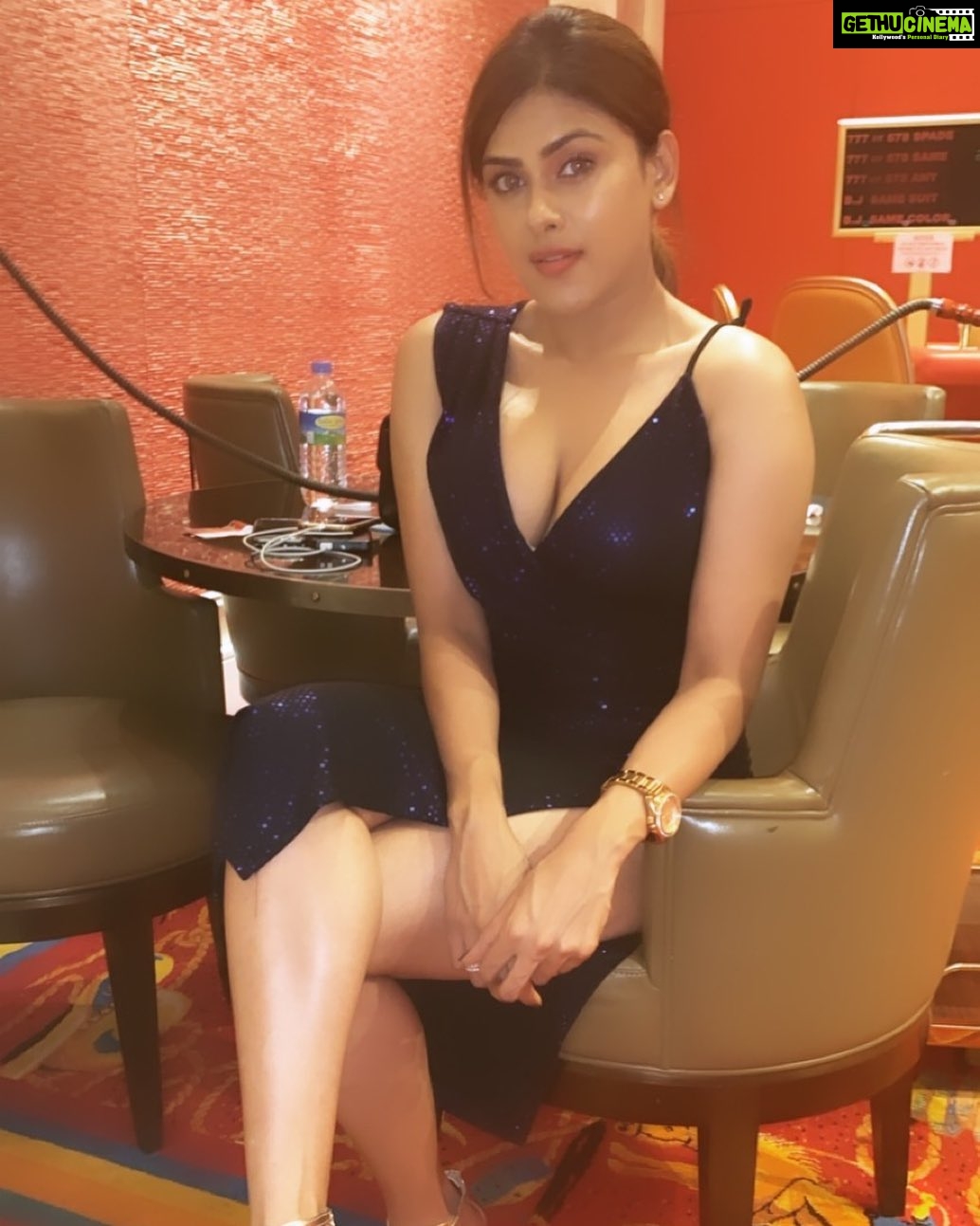 Naira Shah Instagram - Some women fear the fire Some women become it🔥 Colombo, Sri Lanka