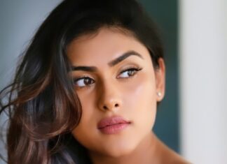 Naira Shah Instagram - 🦋🦋🦋🦋#iamnairashah#pretty#pink#2k19#me#cutie#natural#💕 Pic courtesy- @skmfotography